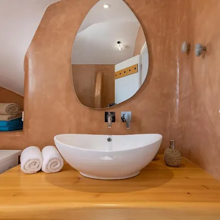 Naxian Sunset Villa *